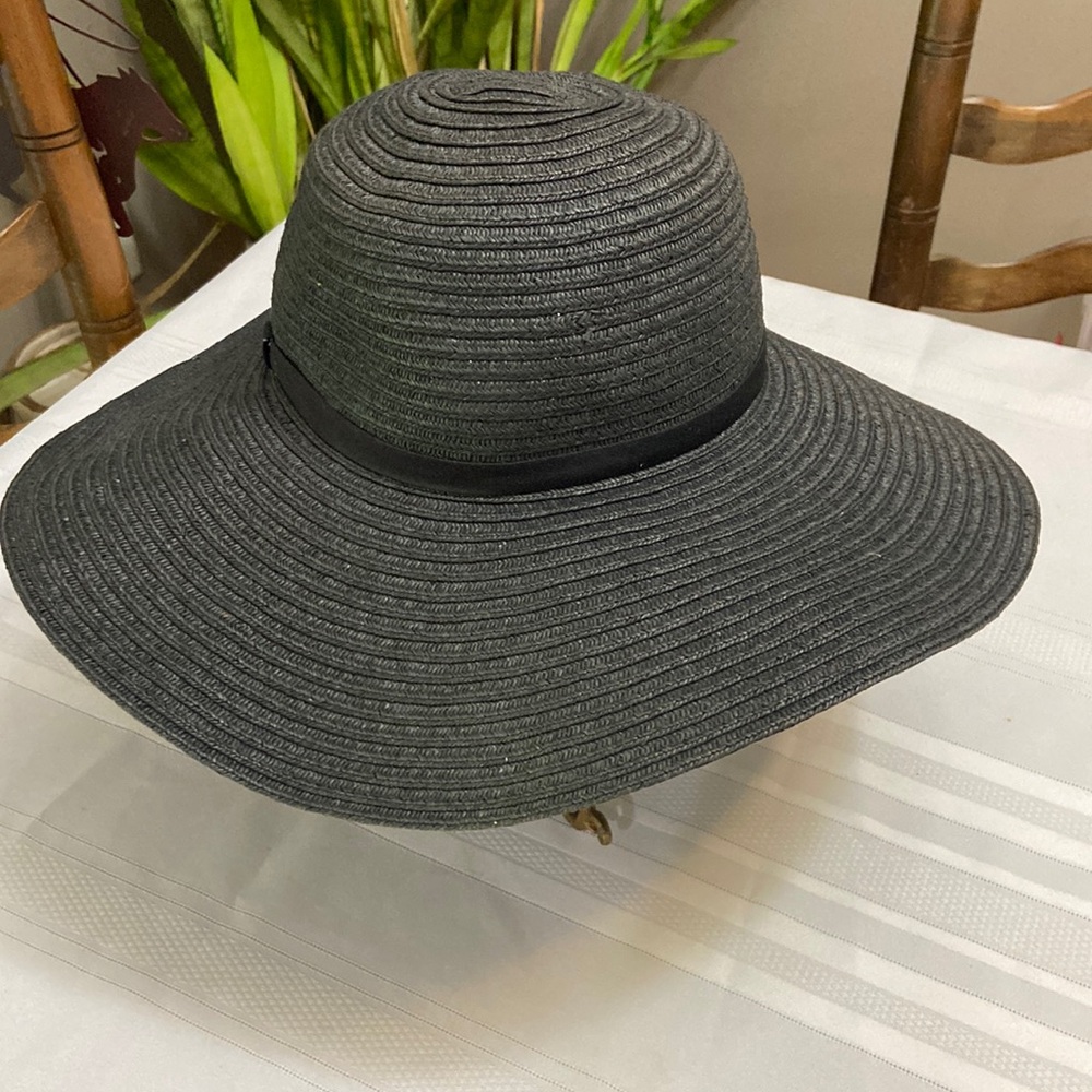 Womens Black Packable Straw Wide Brim Sun Hat- New With Tags!